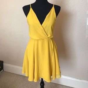 Lulus yellow day dress